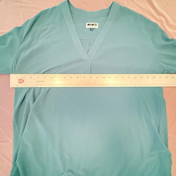 CCH Collection Green/Blue Oversized Long Sleeve V-neck Blouse Size Medium $178 - Picture 7 of 10